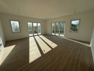 Exklusive Neubauwohnung – Erstbezug in ruhiger Lage direkt am Golfclub
