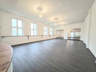 nur 7€ pro m², riesen Loft in Ragow, TOP Autobahnanbindung, an der Stadtgenze, ideal für Krative