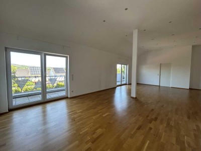 ***Lichtdurchflutete 3 Zimmerwohnung mit Panoramablick***