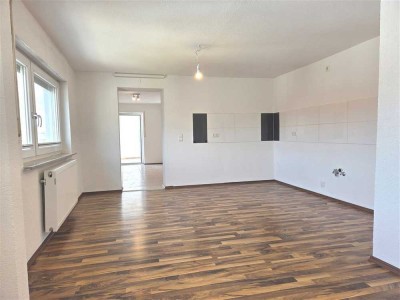 Moderne 3,5-Zimmer-Wohnung mit Loggia, Balkon und Garage in Langenau Göttingen