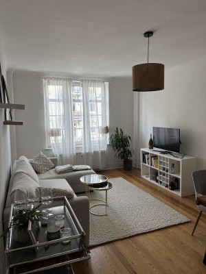 ALL-IN Untermiete ab 1.11.: 75 qm Wohnung mit Balkon in Hamburg-Uhlenhorst