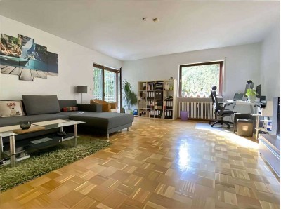 � ��� Altersgerechte Wohnung in zentraler Lage von Bad Homburg mit Balkon und Garten