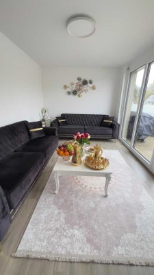 Ruhige und helle, Neuwertige Wohnung mit Balkon