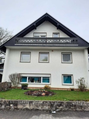 Einfamilienhaus mit Einliegerwohnung und Doppelgarage in Hadamar