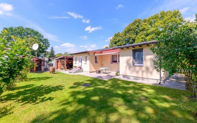 Heinze-Immobilien(IVD): Sehr gepflegtes Kleinhaus am Ortsrand von Bernau
