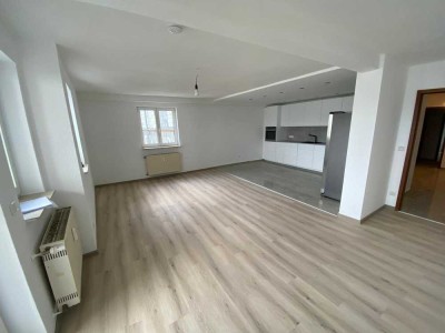 Exklusive 5-Zimmer Terrassenwohnung mit hochwertiger Küche