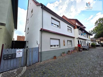 Saniertes 3 Familienhaus in der wunderschönen Altstadt von Hanau Steinheim