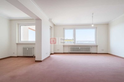 Top!! 4 Zimmer Wohnung mit Tiefgaragenstellplatz, Einbauküche und Loggia