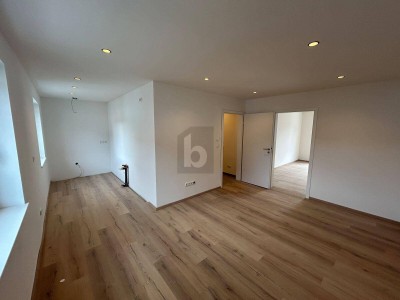 MODERNER ERSTBEZUG MIT GARAGE IN TOP LAGE