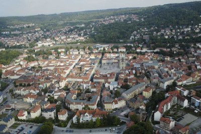 Gemütliches Dachgeschoss-Apartment in zentraler Lage. Sofort beziehbar!