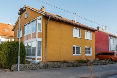 Zweifamilienhaus mit Potenzial – Ideal für Visionäre und Familien