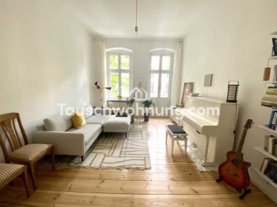 Tauschwohnung: 2 Zi Altbauwohnung im Osten Berlins neu renoviert