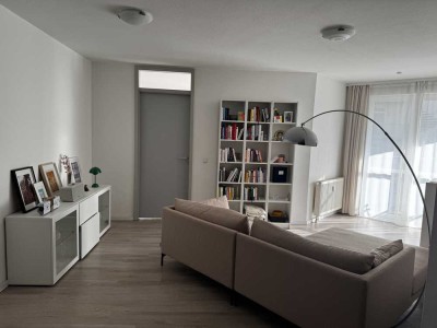 3 Zimmer Wohnung mit Balkon in Berlin-Mitte