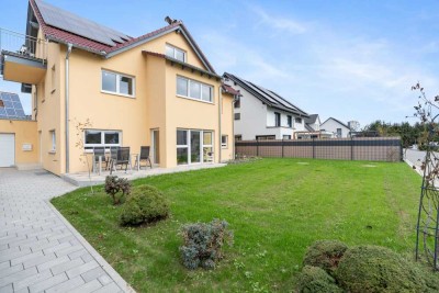Exklusives Familienhaus (Bj. 2019) mit Einliegerwohnung, 400 m² Wohnfläche – 15 Min. zum Bodensee