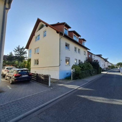 Single Wohnung / Kernsaniert / Renoviert