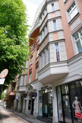 Maisonette Apartment with Loft and Historical (Altbau) Flair