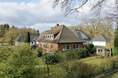 Ideale Kapitalanlage! Mehrfamilienhaus mit 3 Wohneinheiten & viel Platz!