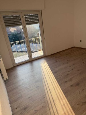 Helle 3-Zimmer-Wohnung in Römerberg mit 84 m²