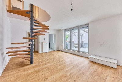 SCHAIDT: Ihr neues Zuhause mit Sonnenbalkon & Charme auf zwei Ebenen