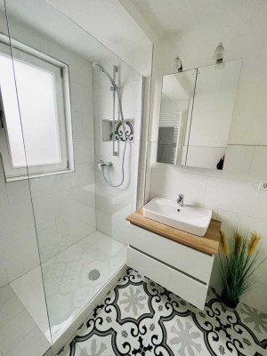 Sanierte 2-Zimmer-Wohnung mit Einbauküche in Ingolstadt