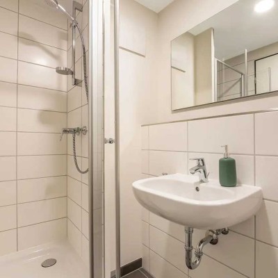 Zwischenmiete/Sublet: 1-Raum-Wohnung mit gehobener Innenausstattung