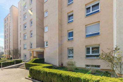 Seniorengerechte und sehr gepflegte 3-Zimmerwohnung mit Balkon und Stellplatz!