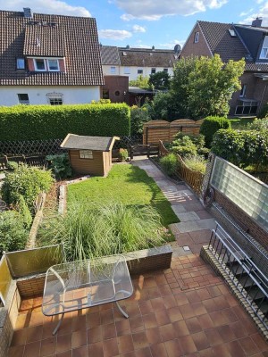 Attraktives und modernisiertes 4-Zimmer-Reihenhaus mit EBK in Peine