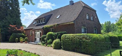 Unikat ! 2-Familienhaus mit eigenem Wald und Seegrundstück in ländlicher Wohnlage