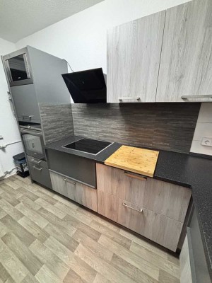 ! Frisch Saniert ! 3-Zimmer-Wohnung ! AB SOFORT !