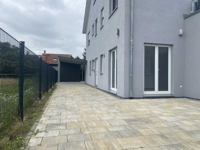 Helle 2-Zimmer Single-Wohnung in grüner Wohnlage