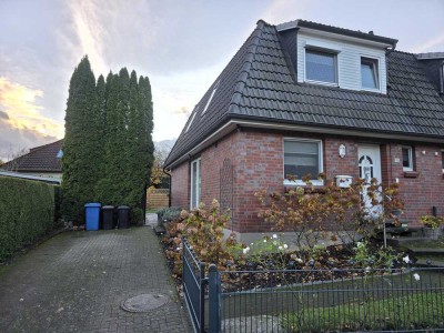 Moderne, gepflegte Doppelhaushälfte in Rosengarten von Privat