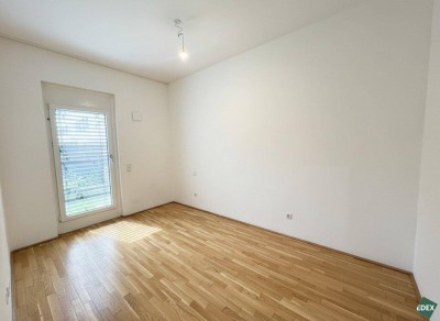 Ab sofort: Moderne 2-Zimmer-Wohnung mit Terrasse und Garten nahe U1