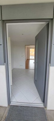 Geschmackvolle 2-Zimmer-Wohnung mit Balkon und Einbauküche, gerne auch an Studenten zu vermieten