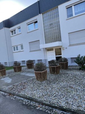 Schöne 2 Zimmer Wohnung direkt an der Schweizer Grenze