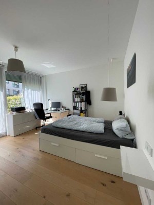 2-Zi-Whg voll möbliert Nähe Maxstrasse, incl. Garten u. Garage