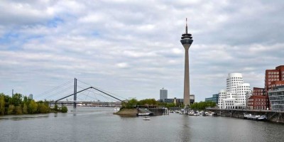 Top Lage:Preiswerte, renovierte 1-Zimmer-Wohnung in Düsseldorf, Lift