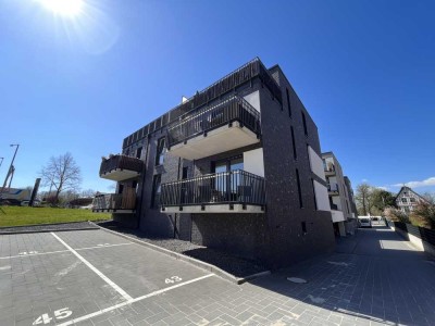 Moderne 2 Zimmer Wohnung mit Charme und großzügiger Dachterrasse