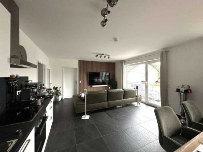 Exklusive 4-Zimmer-Wohnung mit Südbalkon zu vermieten!