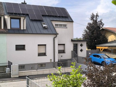 Komplett sanierte Traumimmobilie in bester Lage von Gänserndorf-Stadt!