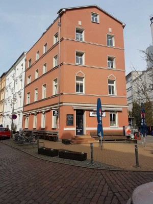 2-Raum-Dachgeschosswohnung mit Terrasse in Rostock