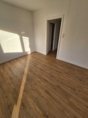 Helle 4,5-Zimmer Wohnung mit großer Dachterrasse in Hohenhorn