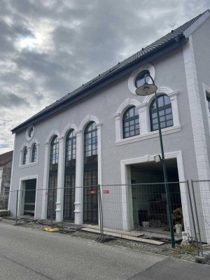 LUXUSVILLA ERSTBEZUG Großriedenthal bei Tulln/ Belagsfertig