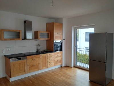 Exklusive, neuwertige 3-Zimmer-Wohnung mit gehobener Innenausstattung mit Einbauküche in Regensburg