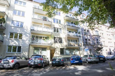 Provisionsfrei! Renovierte 2-Zimmerwohnung direkt am Stadtpark