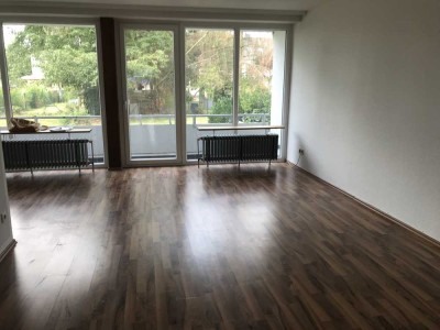 Freundliche und gepflegte 2-Zimmer-Wohnung mit Balkon in Düren