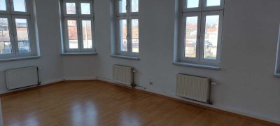 Schöne, helle und ruhige 2-Zimmer Wohnung ab sofort zu vermieten