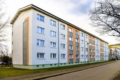 Mit Blick auf die Zukunft - 3-Raum-Wohnung mit Balkon und Potenzial!
