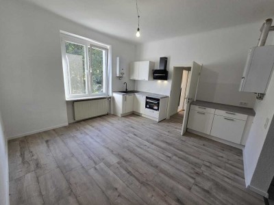 Frisch renovierte 2-Zimmer-Wohnung mit Tageslichtbad in Ennepetal
