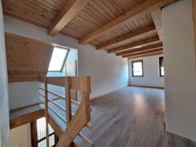 Wohnhaus mit Scheune und Nebengebäude
ehemaliger Bauernhof