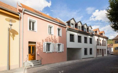 5-Zimmer auf 3 Etagen mit Terrasse in TOP LAGE direkt am Marktplatz
